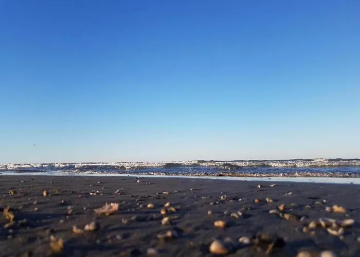 Charming Coastal